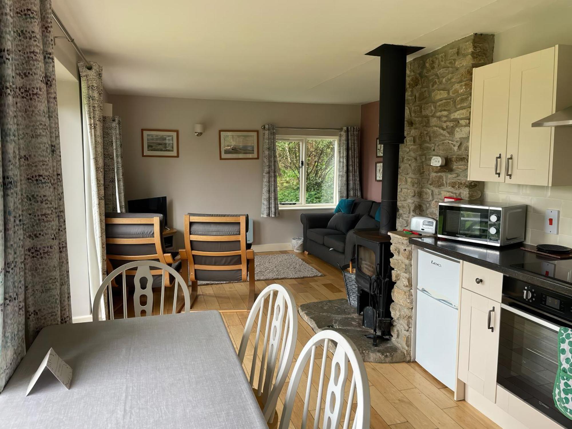 Whispering Pines Cottage Swyre Esterno foto